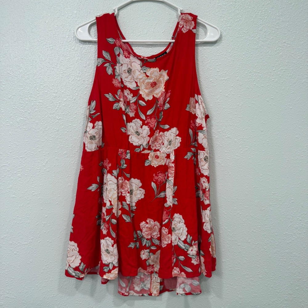 Torrid Red Floral Sleeveless Babydoll Top Button Back Rayon‎ Size 0 L XL